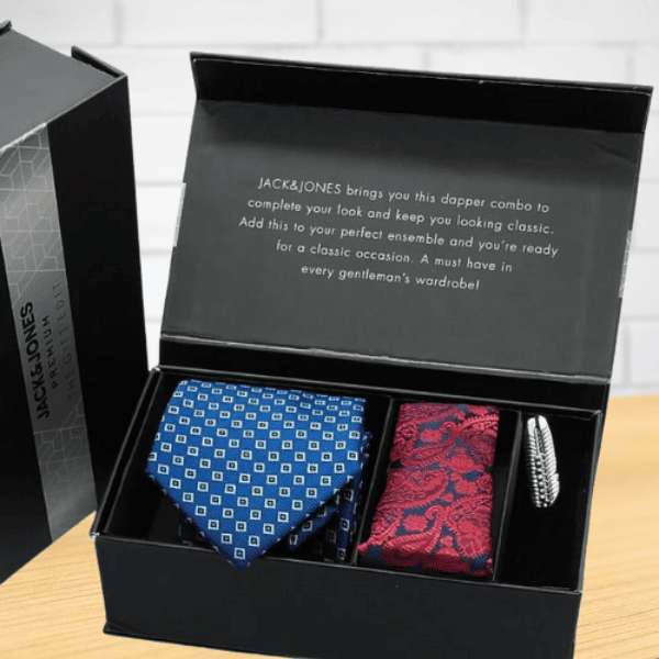 tie gift boxes